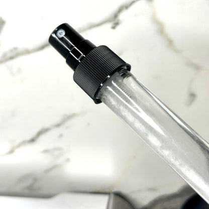 2-in-1 Pastatomas popierio laikiklis su purškikliu MUST-HAVE