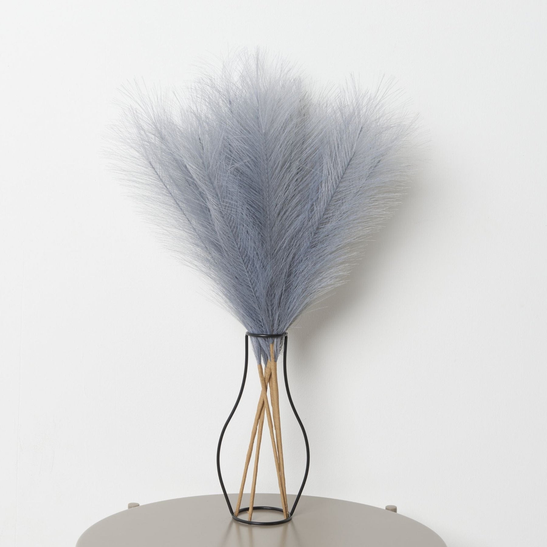 Moderni Minimalistinio Stiliaus Metalinė Vaza V2 - juoda