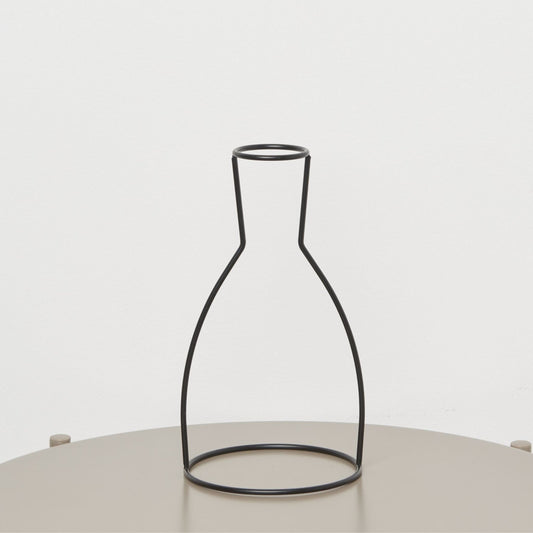 Moderni Minimalistinio Stiliaus Metalinė Vaza V1 - juoda